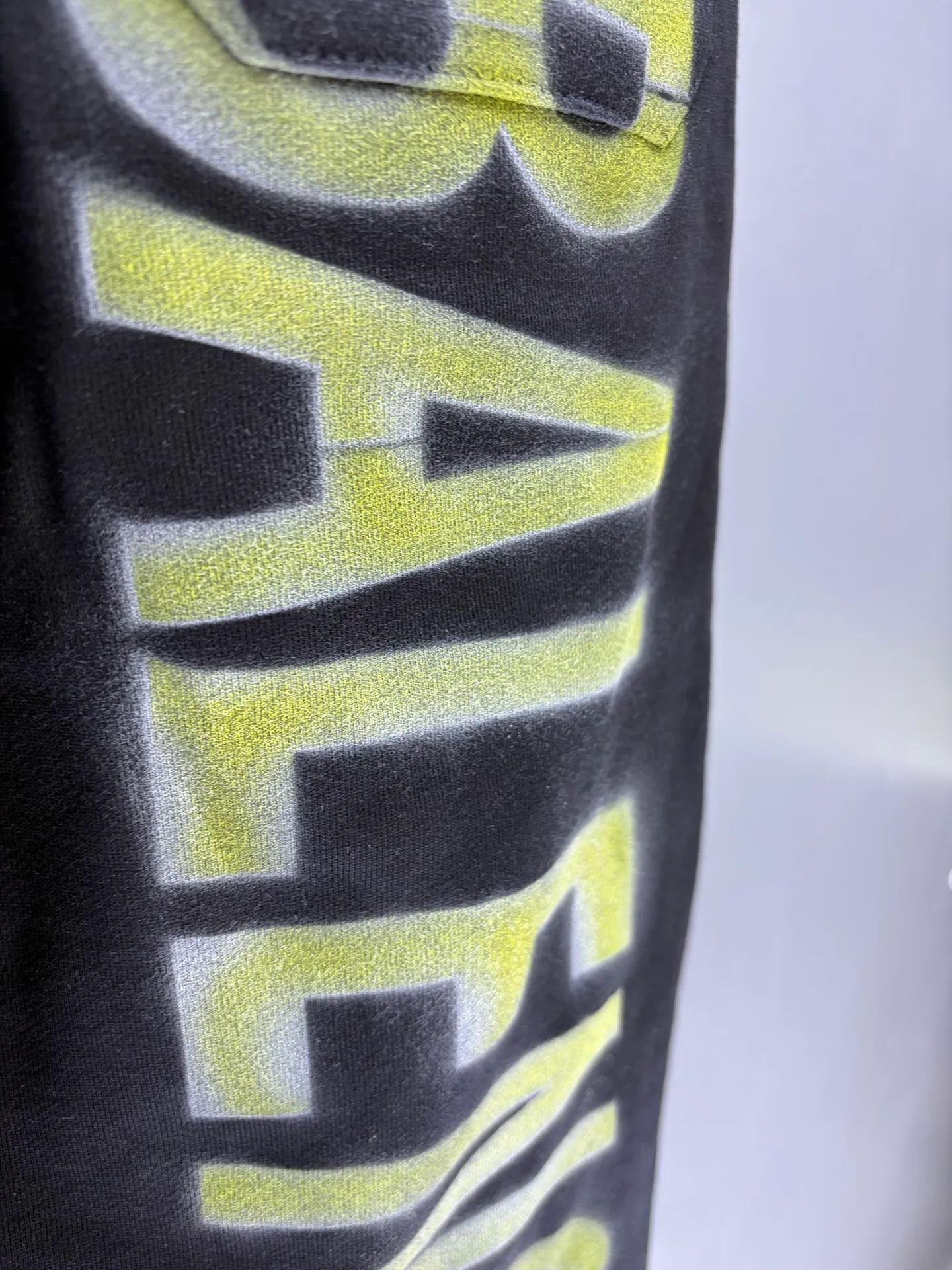 P125✨🔥 [Balenciaga] 2026 Autumn and Winter New Arrival Printed Letters Trousers and Sweatpants Premium Pure Cotton Double-Ply 400g Heavy Terry Cloth Fabric Color: Black Size: S M L XL 2XL